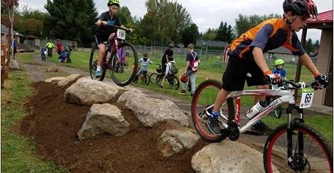 Kids on Bikes and Pump Skills Course